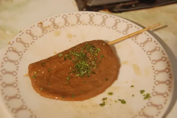 Shizuoka-style oden on skewers with fish powder