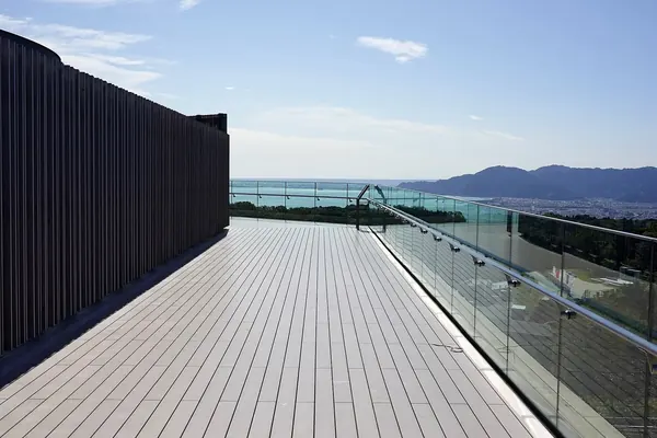 The timber-clad viewing deck around the terrace