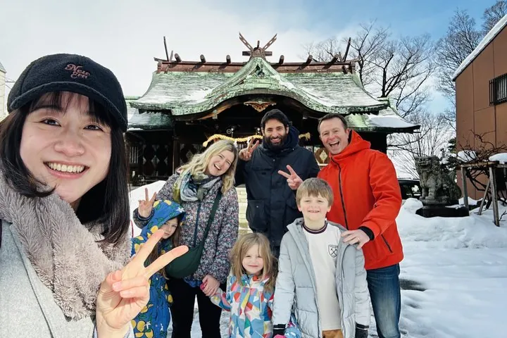 Explore Kanazawa Half Day Private Tour with Local Nurse